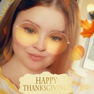 Meet your Posher, Cassie